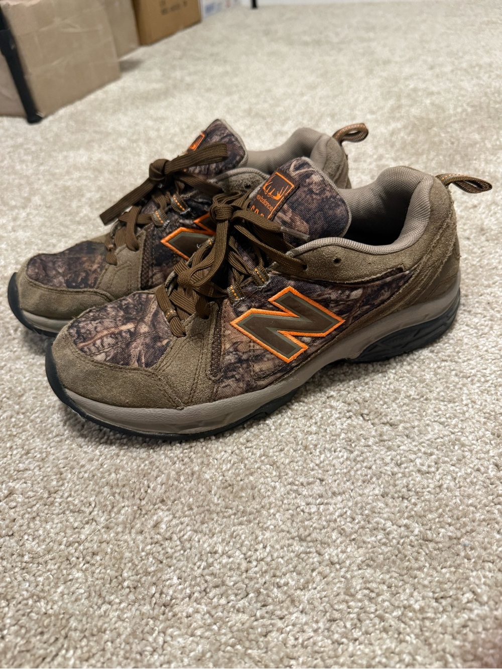 New Balance Men’s Real Tree Camo Shoes MX608V3H, Size 8 4E